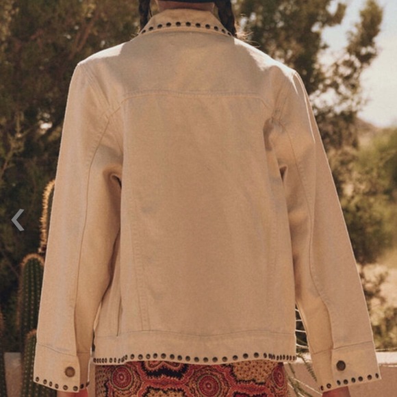 The GREAT Studded Slouchy Jean Jacket Natural Bone Western Style Size 3 Large - Picture 2 of 12